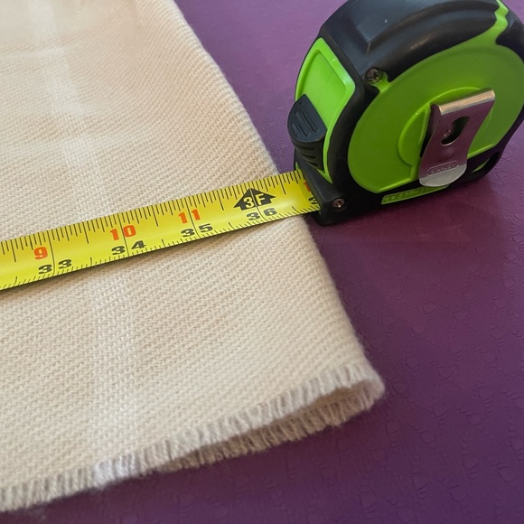 Candace Cameron Bure Hat & Scarf Set NWOT - Picture 7 of 9